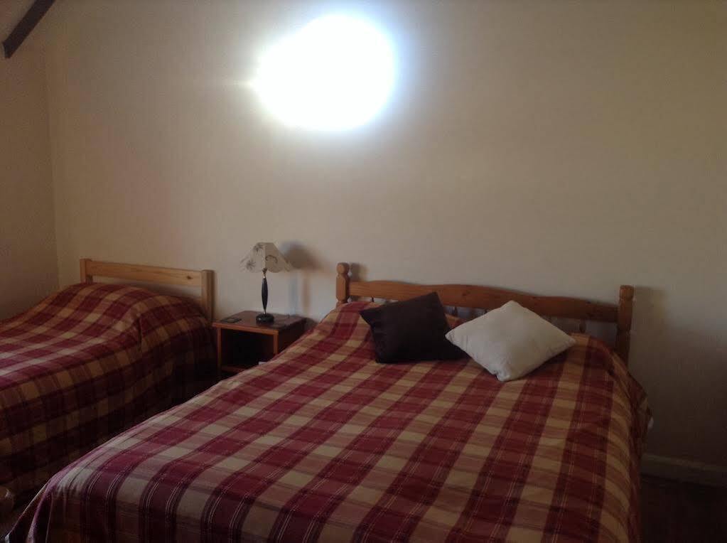 The Lincolnshire Poacher Inn Metheringham Экстерьер фото